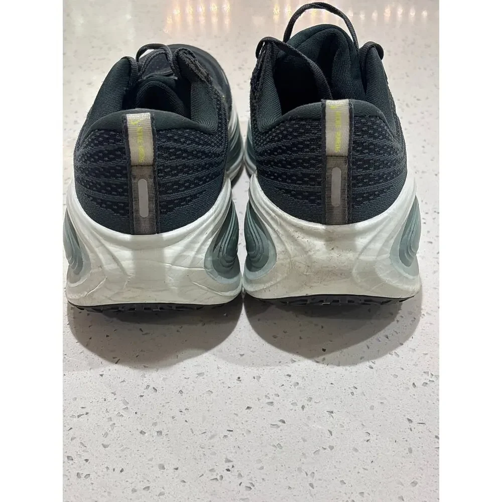 Nike zoom men’s size 10